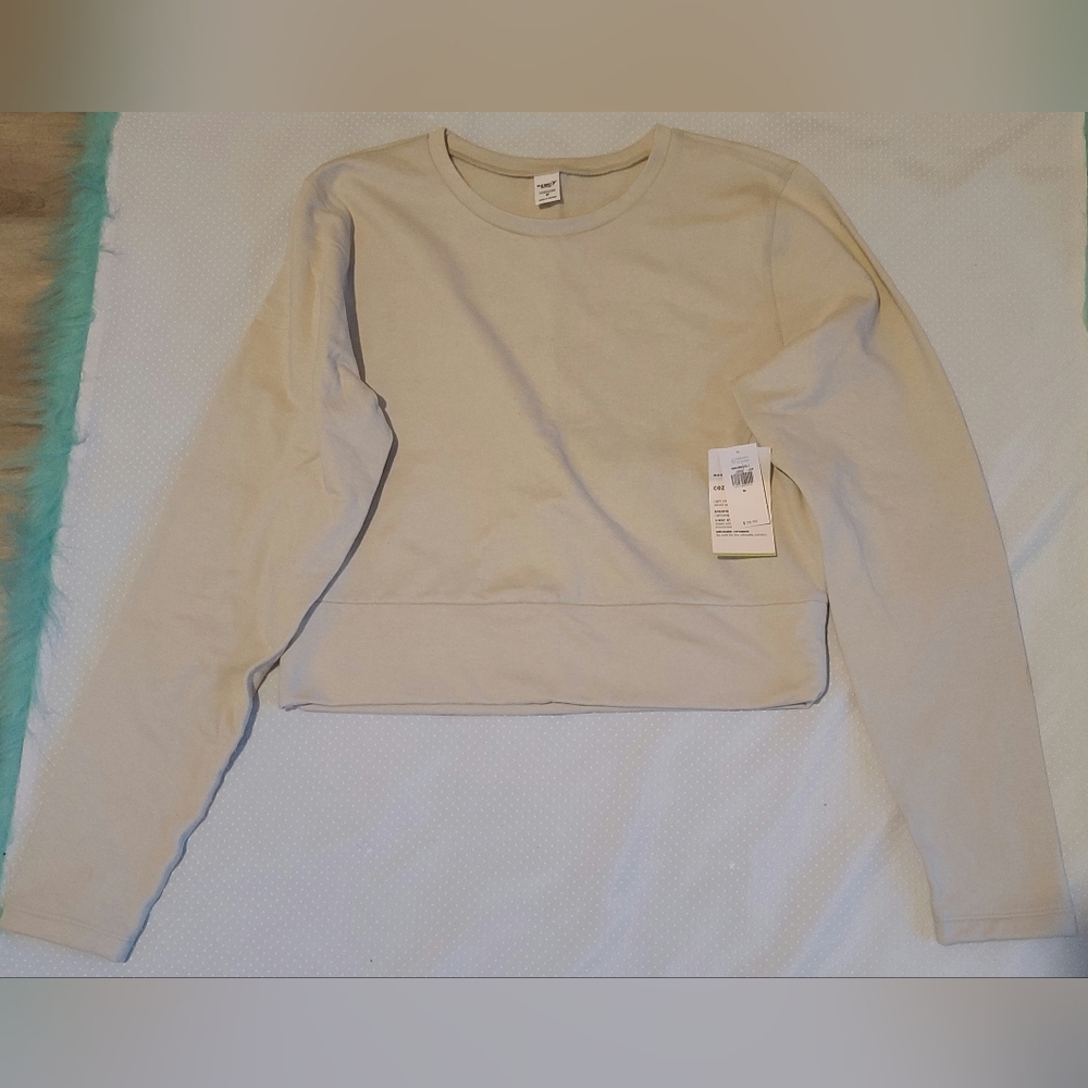 NWT Junior/Women's Old Navy Active Crop Top Size M - Beige